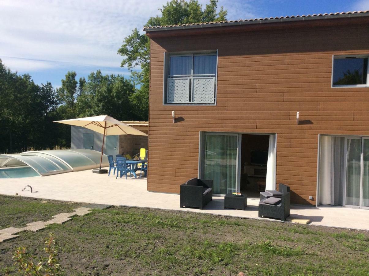 Laruscade Gite Du Puy De L'Etang المظهر الخارجي الصورة